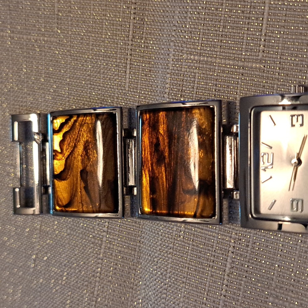 Silver And Brown Rectangular Link Watch - image 4